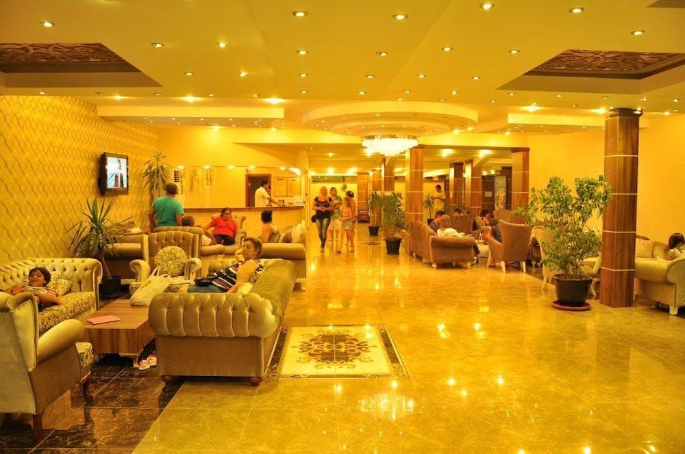Club Tess Hotel Konaklı Exterior foto