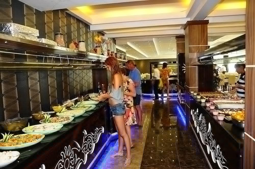 Club Tess Hotel Konaklı Exterior foto