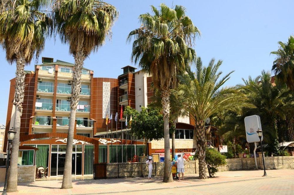 Club Tess Hotel Konaklı Exterior foto